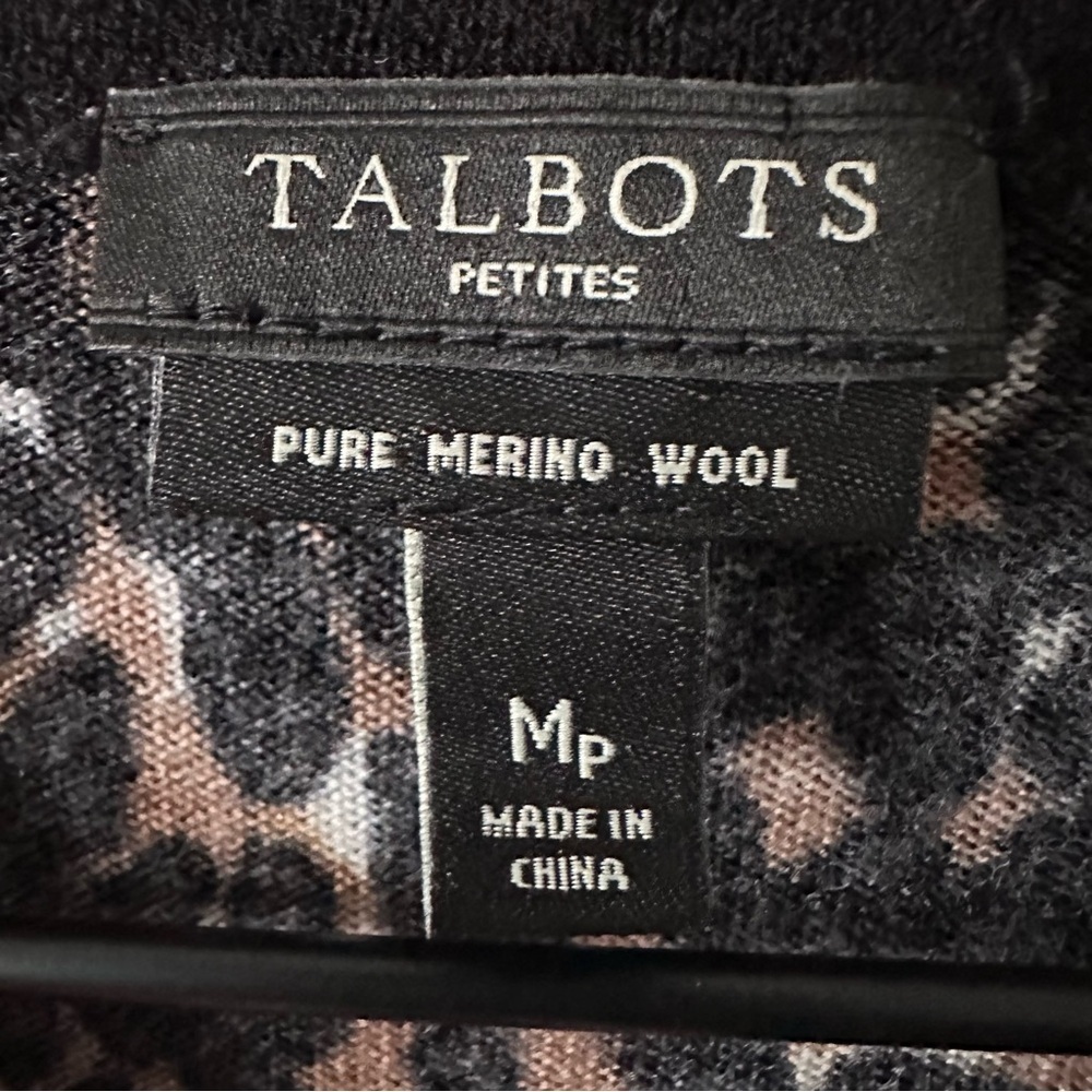 Talbots Women's Size M Petite Animal Print Merino Wool Sweater Leopard Cheetah - Picture 4 of 9